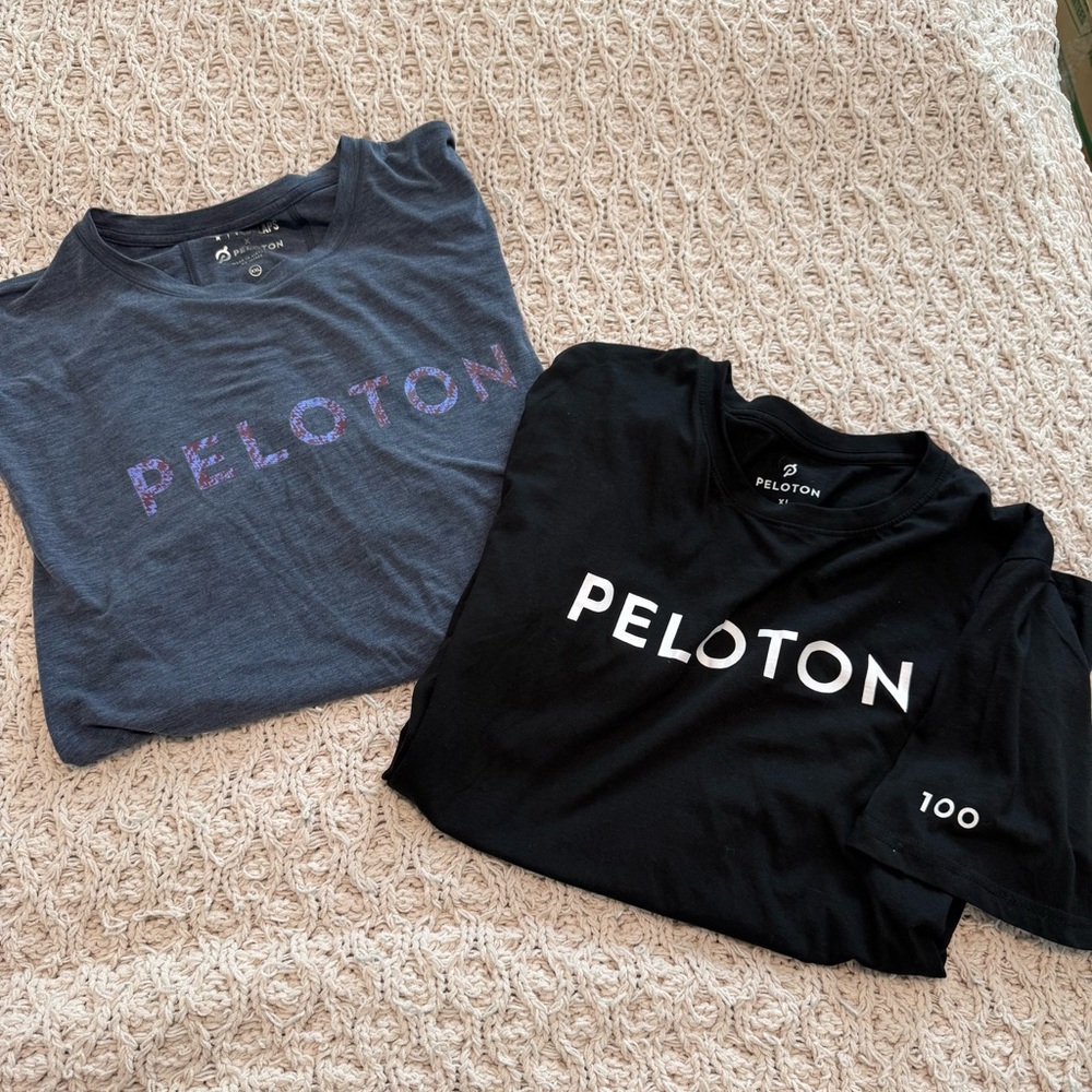 Peloton & Buc-ee’s T-Shirt Bundle XL-2XL